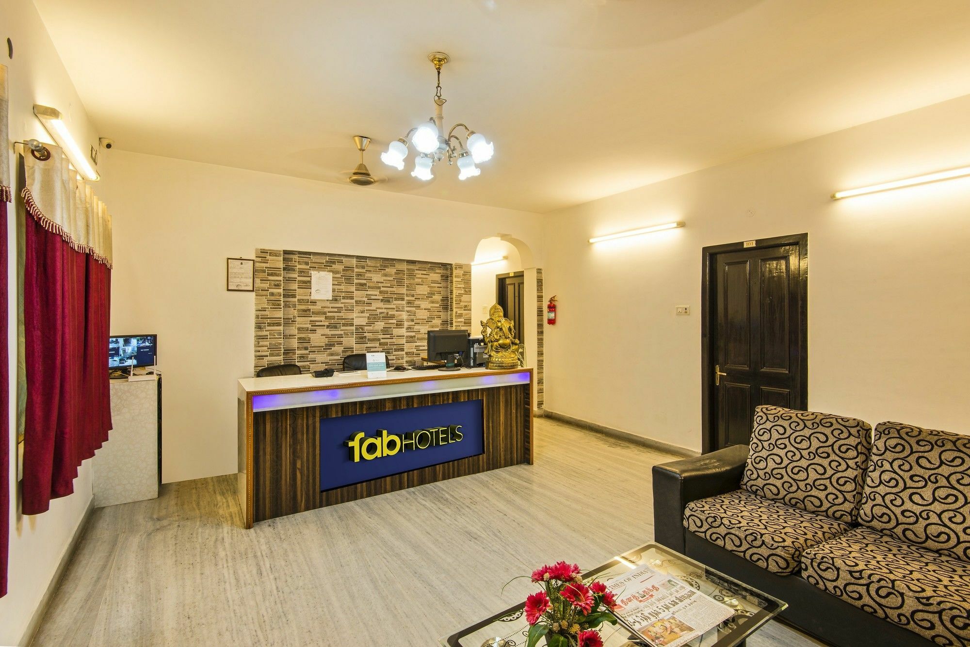 Fabexpress Shyleeniwas Ii T Nagar Hotel 3*