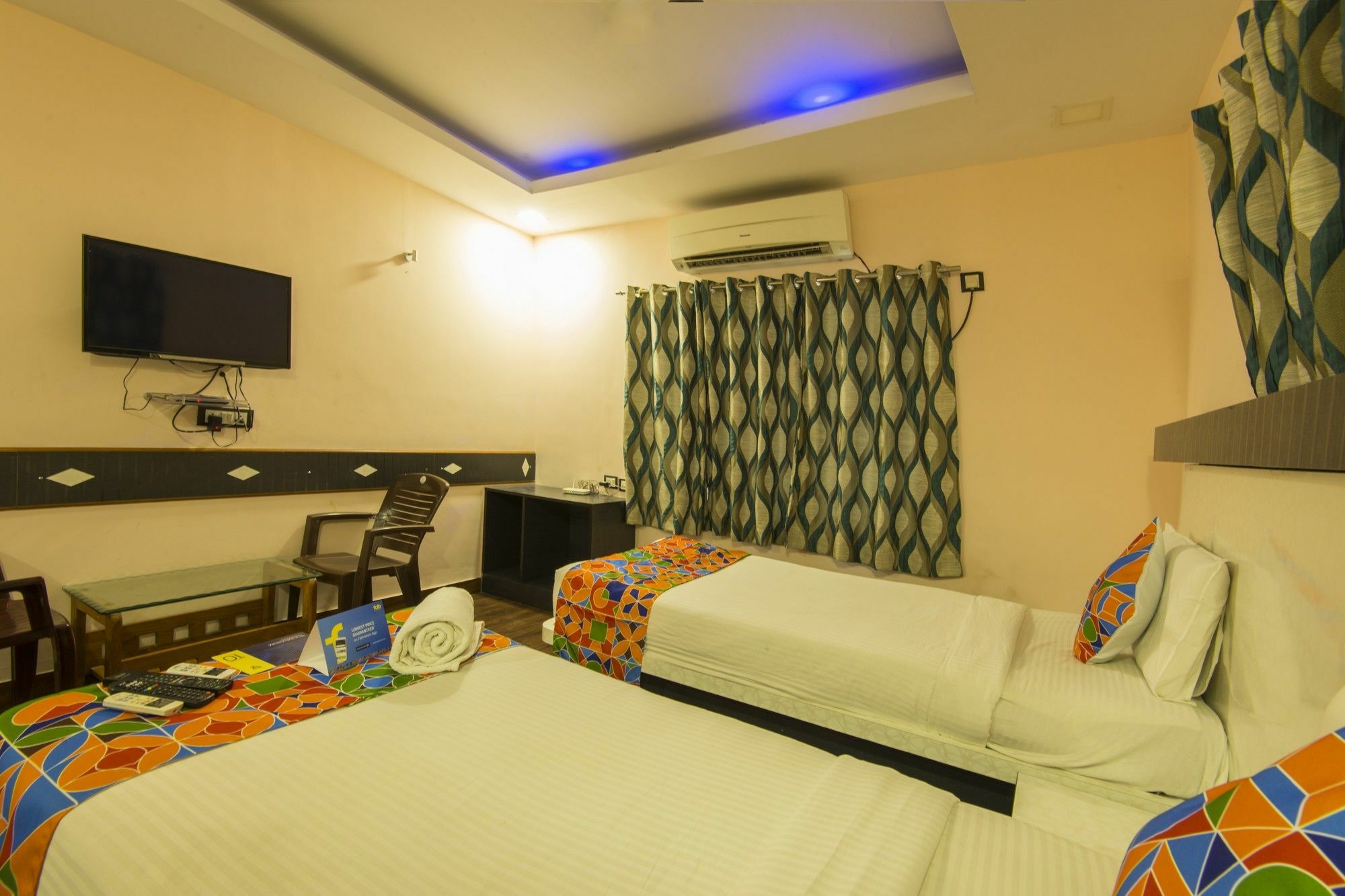 Fabexpress Shyleeniwas Ii T Nagar 3*