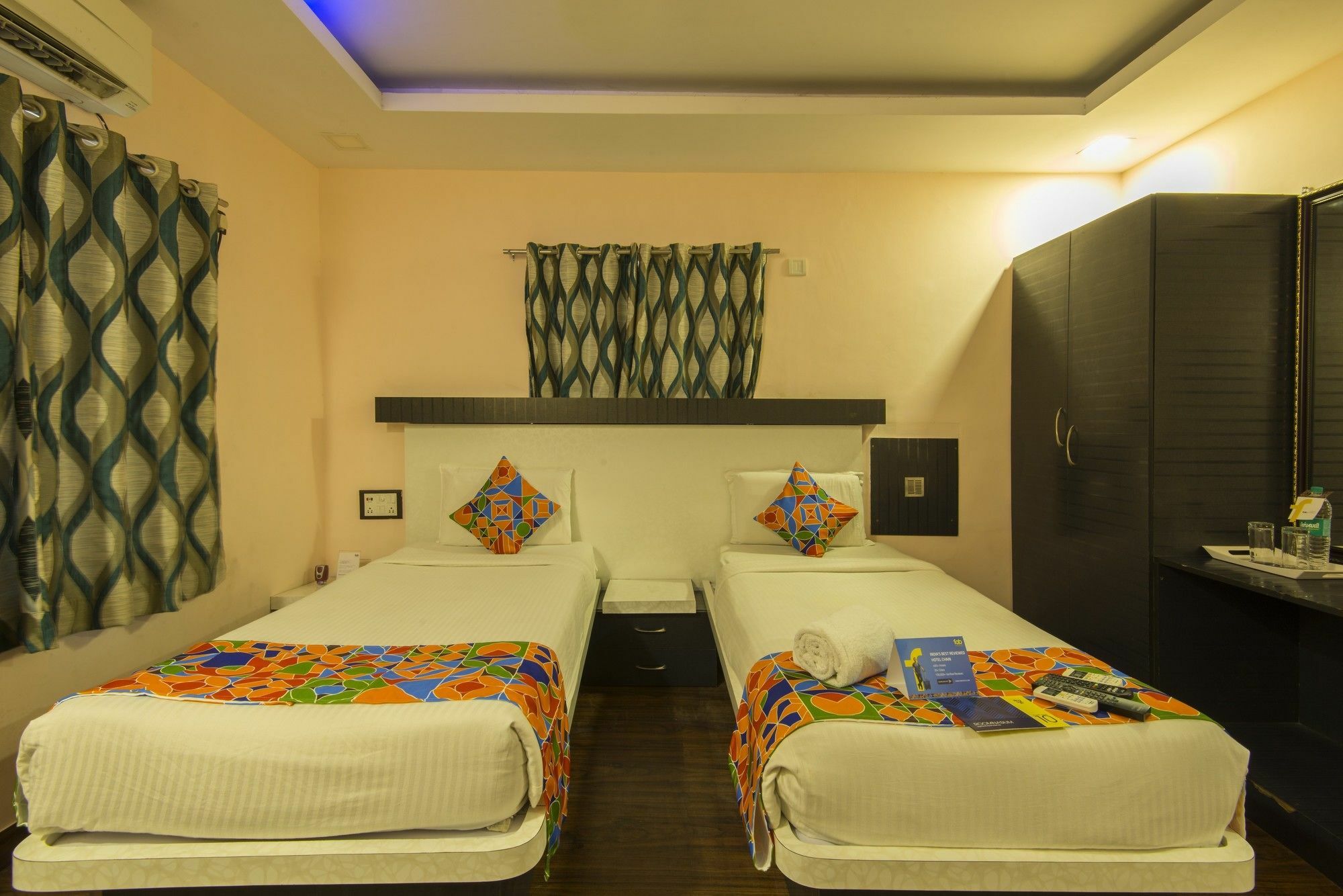 Hotel Fabexpress Shyleeniwas Ii T Nagar
